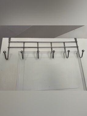 VINTAGE Metal Over-the-Door Metal Hook Rack in Silver